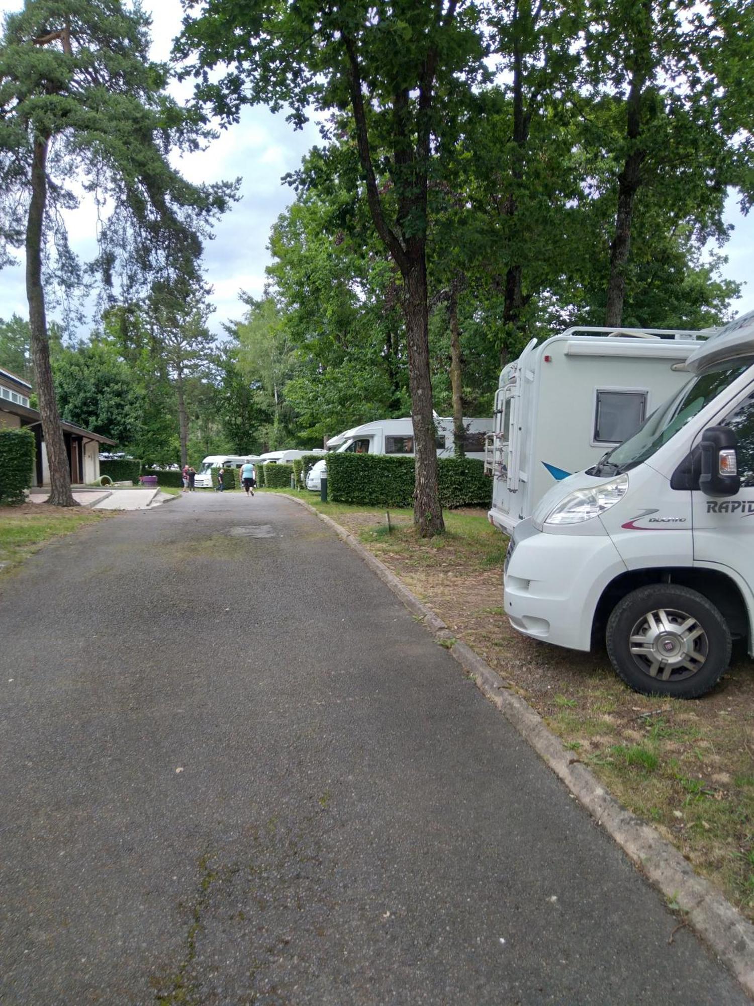 Camping Hurongues Pomeys Zewnętrze zdjęcie