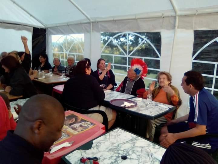 Camping Hurongues Pomeys Zewnętrze zdjęcie