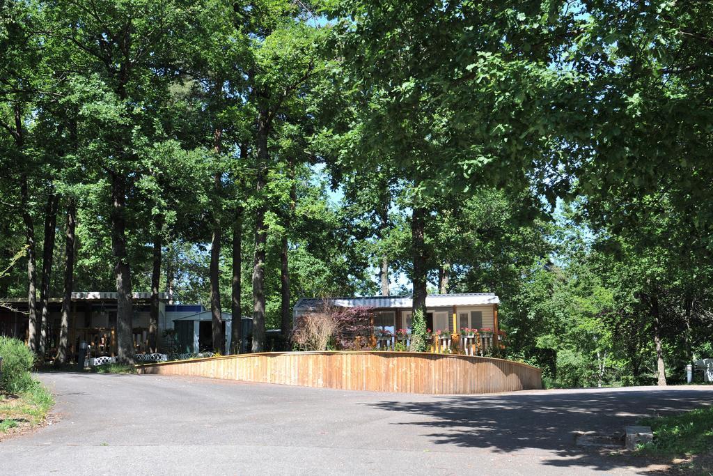 Camping Hurongues Pomeys Zewnętrze zdjęcie