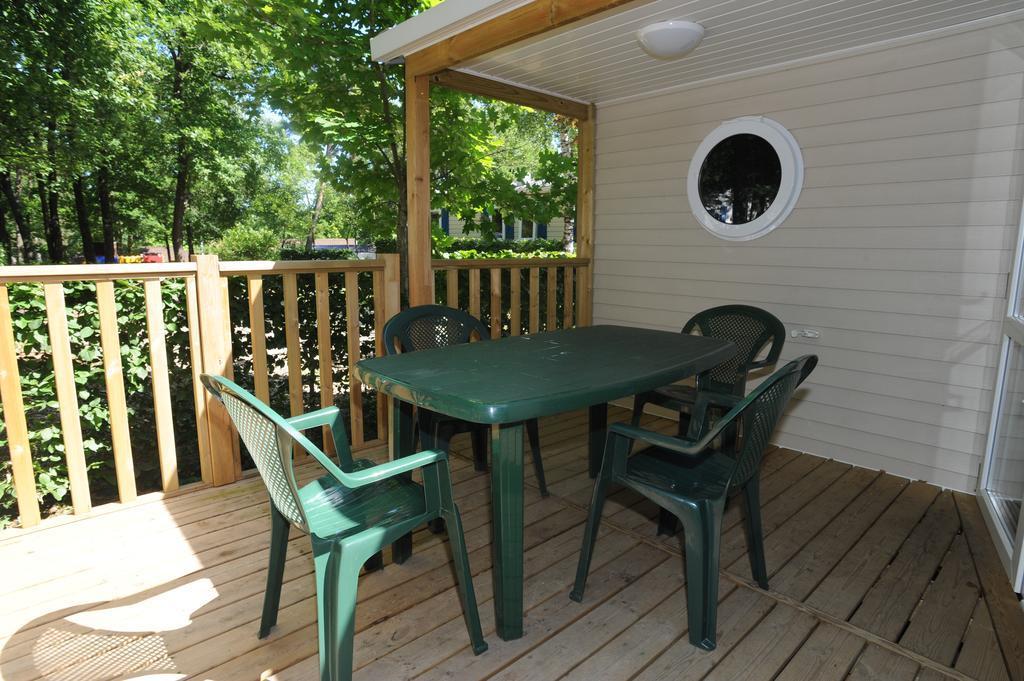 Camping Hurongues Pomeys Zewnętrze zdjęcie